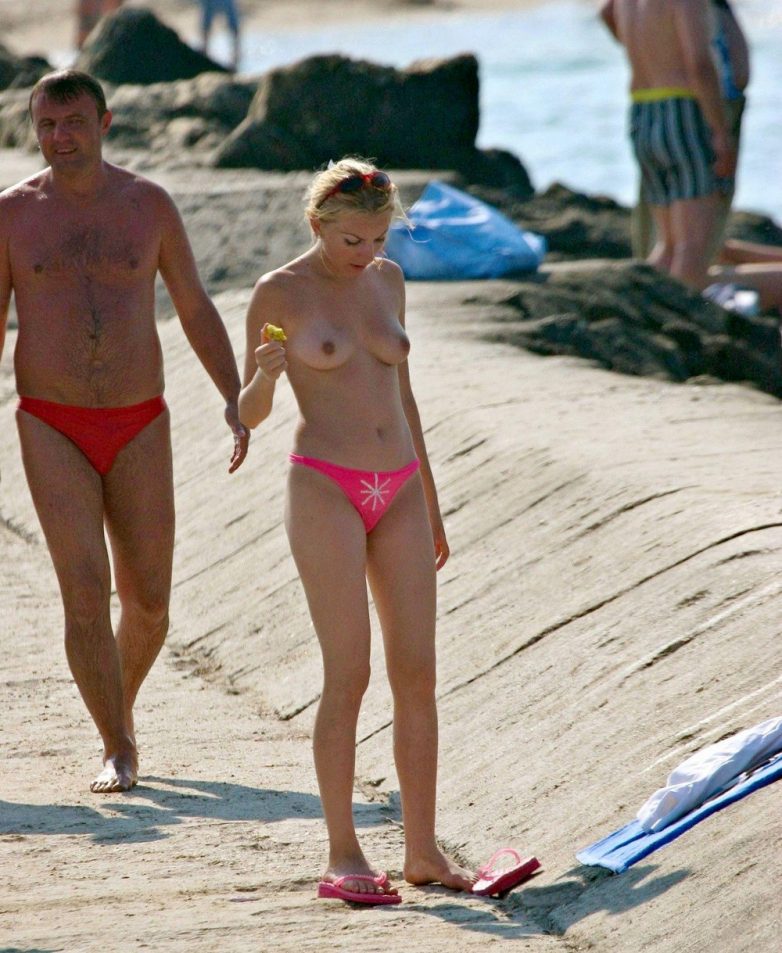 Прекрасный голый отдых