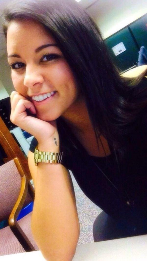 Девушки, которым скучно на работе