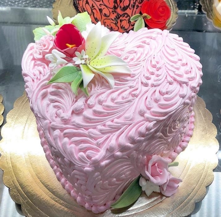 11 горе-кондитеров vs. 11 мастеров своего дела