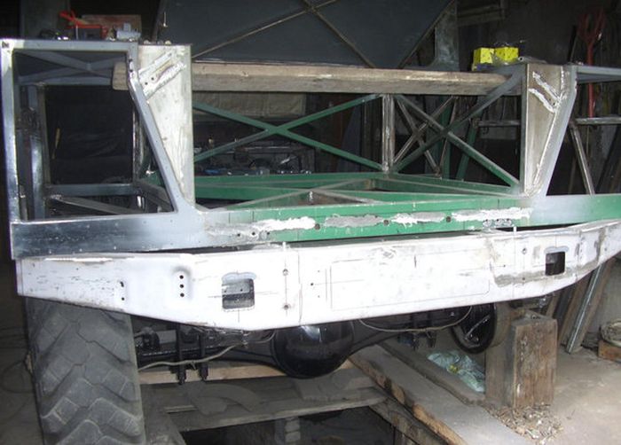 Как из ГАЗ-66 сделали настоящего монстра