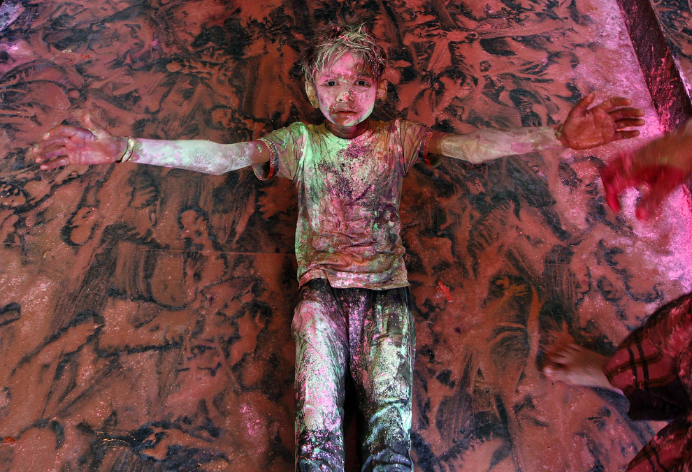 Холи 2014 — фестиваль весны и ярких красок