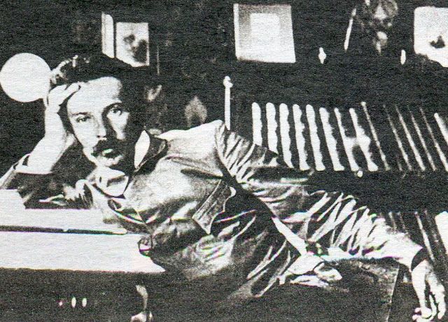 Сын лейтенанта Шмидта (19 фото)