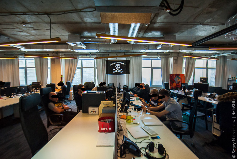 Необычный офис: Переход наличности