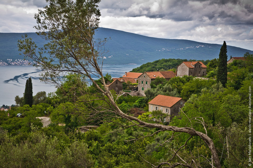 Мистические места Черногории: заброшенная деревня Gornja Lastva