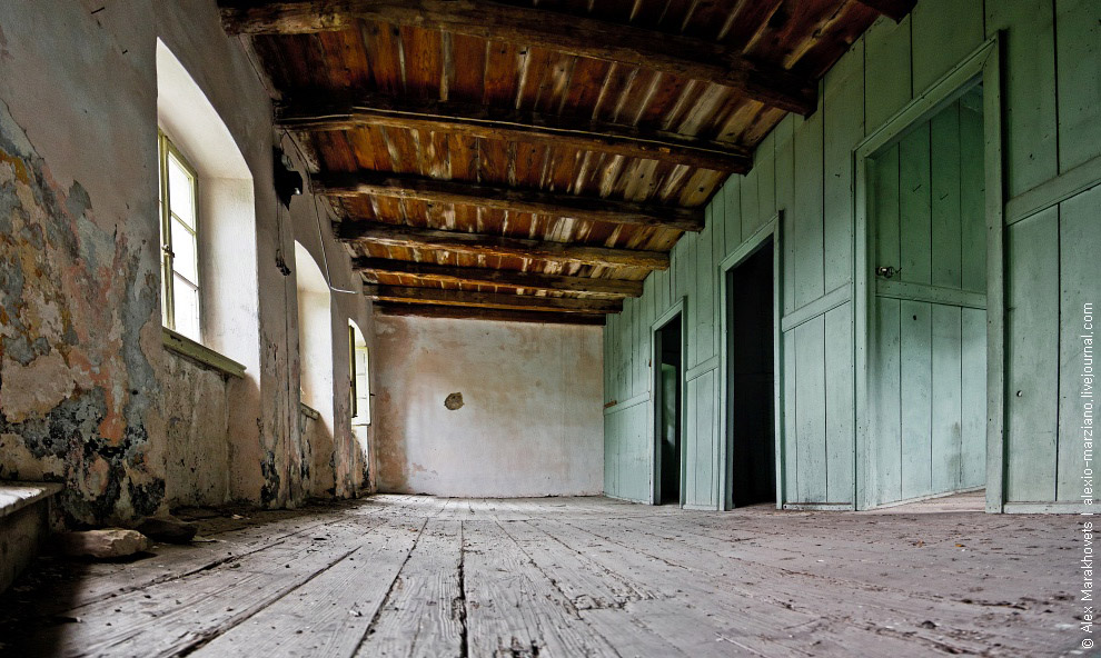 Мистические места Черногории: заброшенная деревня Gornja Lastva