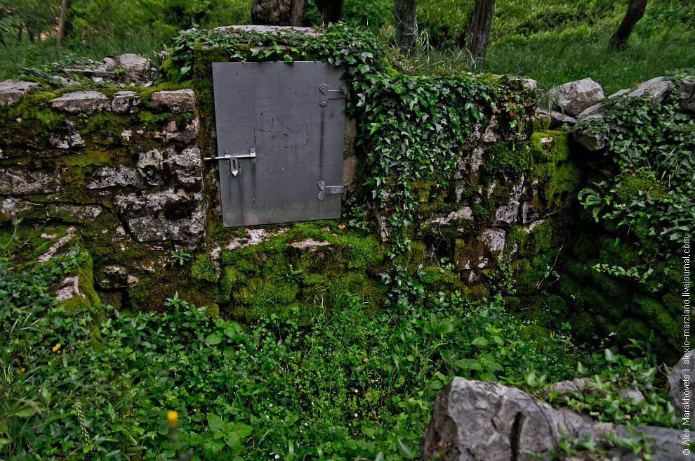 Мистические места Черногории: заброшенная деревня Gornja Lastva