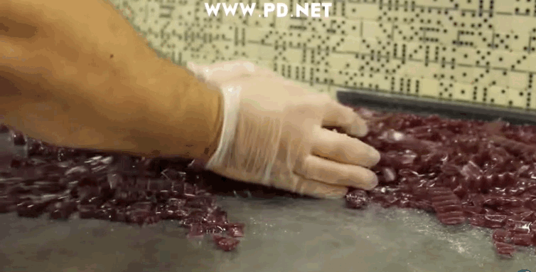 Увлекательные гифки с производства сладостей