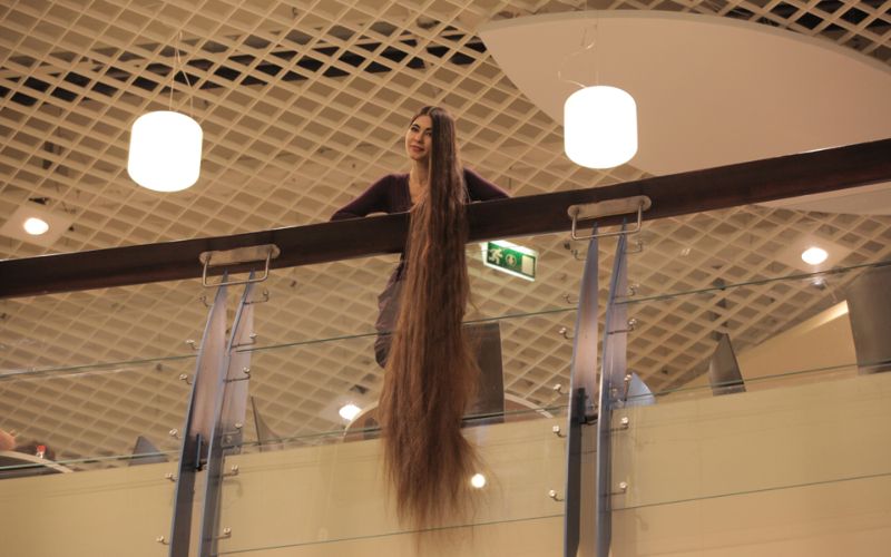 Латвийская Рапунцель может похвастаться двухметровой косой