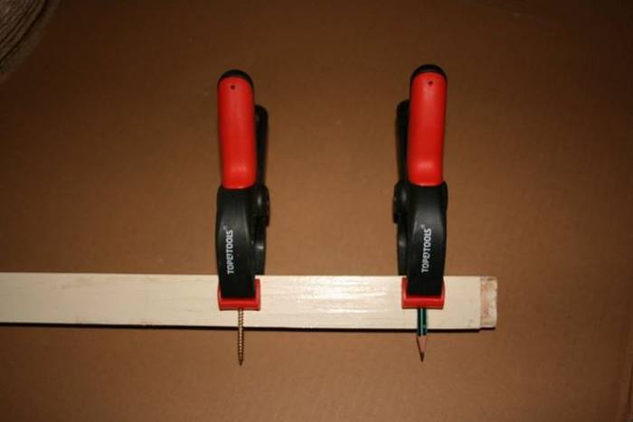 Девушка построила для кошки потрясающий домик-иглу из картона и вот как она это сделала