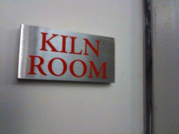 Несколько ужасных историй о том, как людям пришлось встретиться со страшными и непонятными личностями Несколько ужасных историй о том, как людям пришлось встретиться со страшными и непонятными личностями