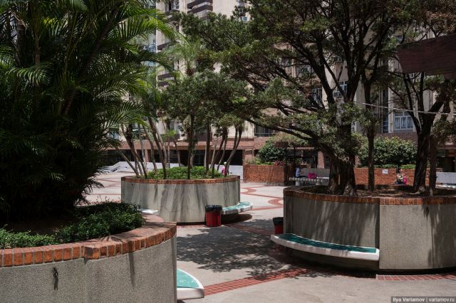 Городские бетонные джунгли во всей красе