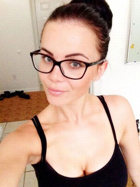 Сексуальные милашки в очках