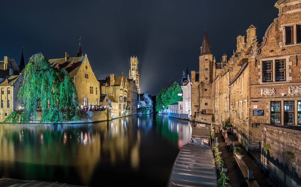 Срок, за который европеец может заработать себе на квартиру