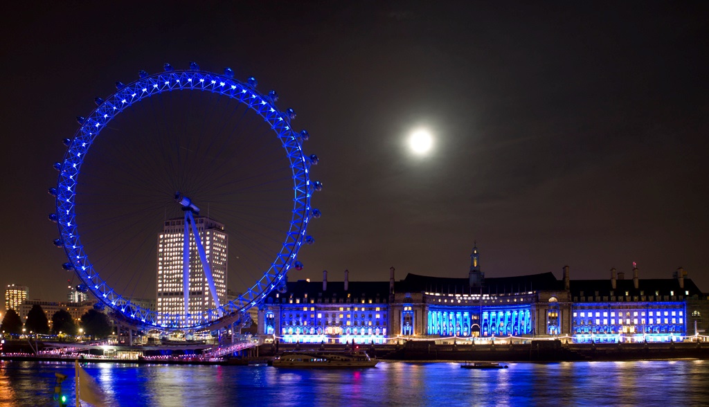 Срок, за который европеец может заработать себе на квартиру