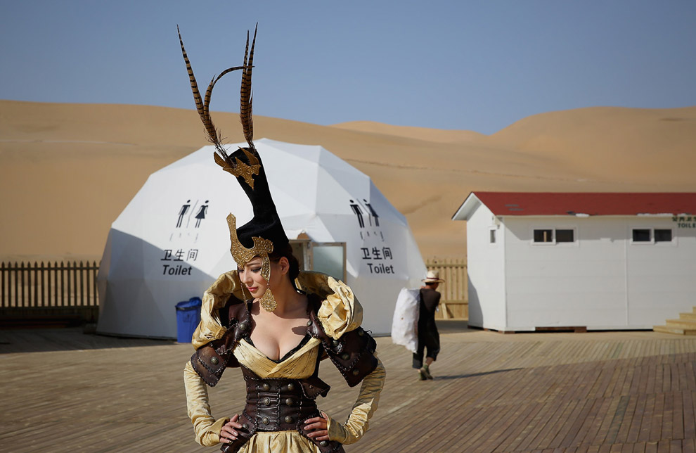 Необычный отель Песчаный Лотос и курорт в пустыне Xiangshawan Необычный отель Песчаный Лотос и курорт в пустыне Xiangshawan