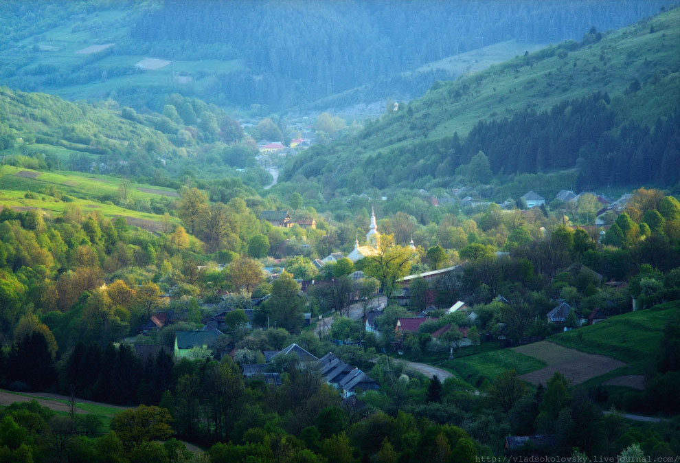 Весна на Карпатах