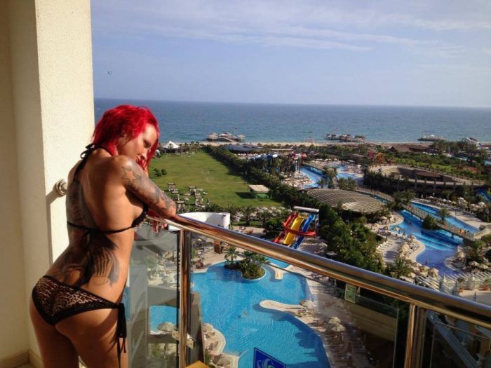 Татуированные красотки