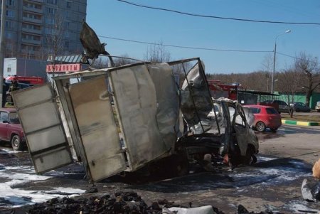 Почему взрываются Газели (11 фото)