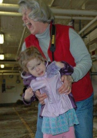 Вкусная девочка (3 фото)