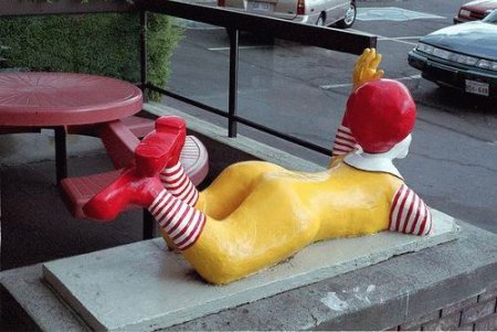 Мы любим Макдональдс (17 фото)