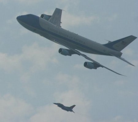 Паника в Нью-Йорке (5 фото)