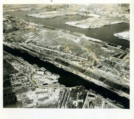 К 9 мая - побежденная Германия (20 фото)