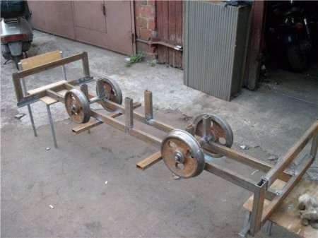 Самодельная железная дорога (7 фото)