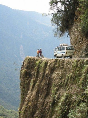 Очень сложно не упасть (24 фото)