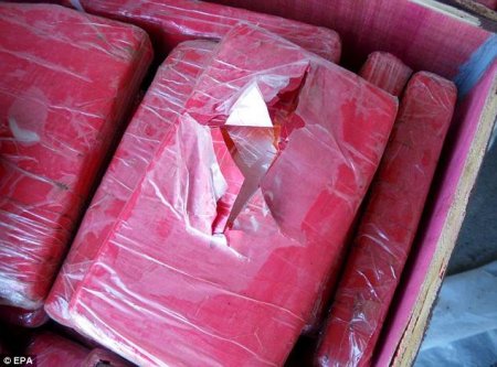 Кокаина на 30 млн. (4 фото)