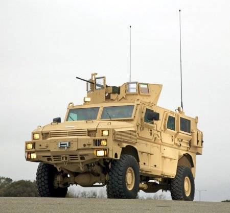 Военные автомобили (8 фото)