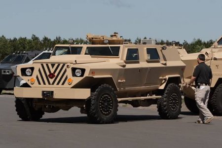 Военные автомобили (8 фото)