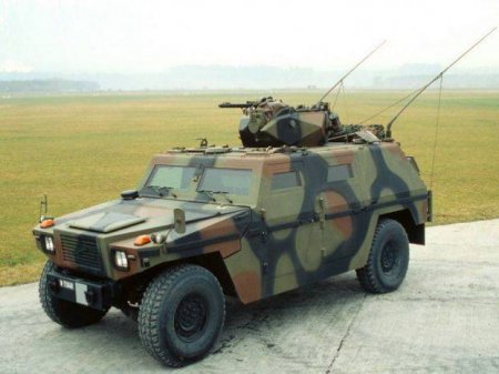 Военные автомобили (8 фото)