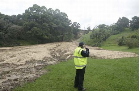 Большая дыра в Сиднее (12 фото)