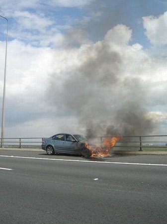 Машины как дрова (22 фото)