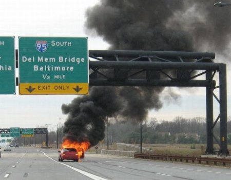 Машины как дрова (22 фото)