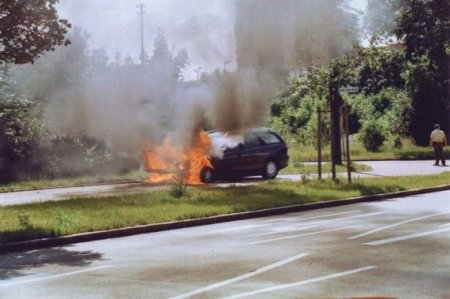 Машины как дрова (22 фото)