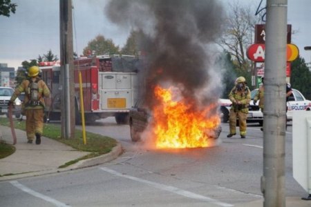 Машины как дрова (22 фото)