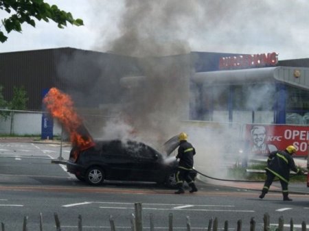 Машины как дрова (22 фото)