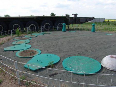 Советская ракетная шахта (28 фото)