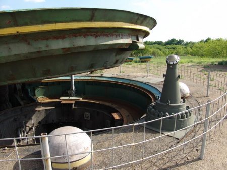 Советская ракетная шахта (28 фото)