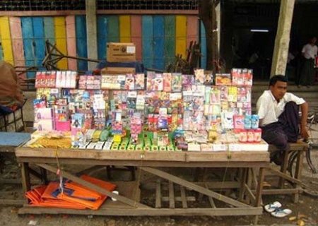 Сексшопы мира (23 фото)