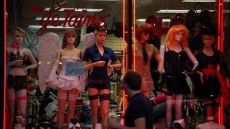 Сексшопы мира (23 фото)