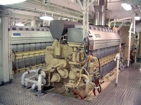 Кто ремонтирует интернет? (17 фото + текст)