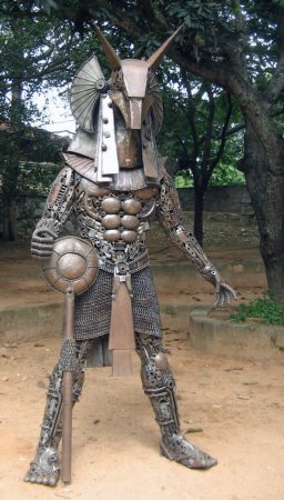 Из деталей авто (14 фото)