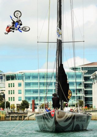 Red Bull X Fighters (17 фото)