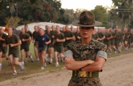 Девушки в американской армии (18 фото)