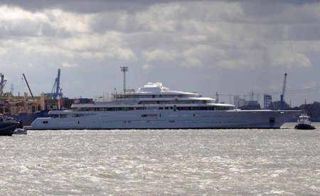 Яхта Eclipse (6 фото)