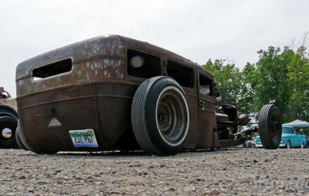 Самая низкопрофильная тачка в мире (15 фото)