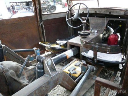 Самая низкопрофильная тачка в мире (15 фото)