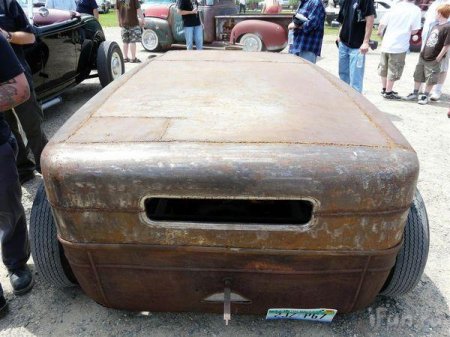 Самая низкопрофильная тачка в мире (15 фото)